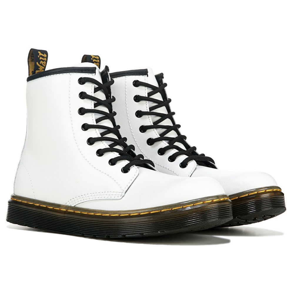 New Dr. Martens Zavala Boots - Women US Size 9 / UK Size 7